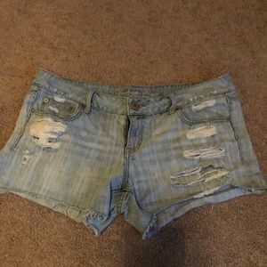 American Eagle shorts 🦅